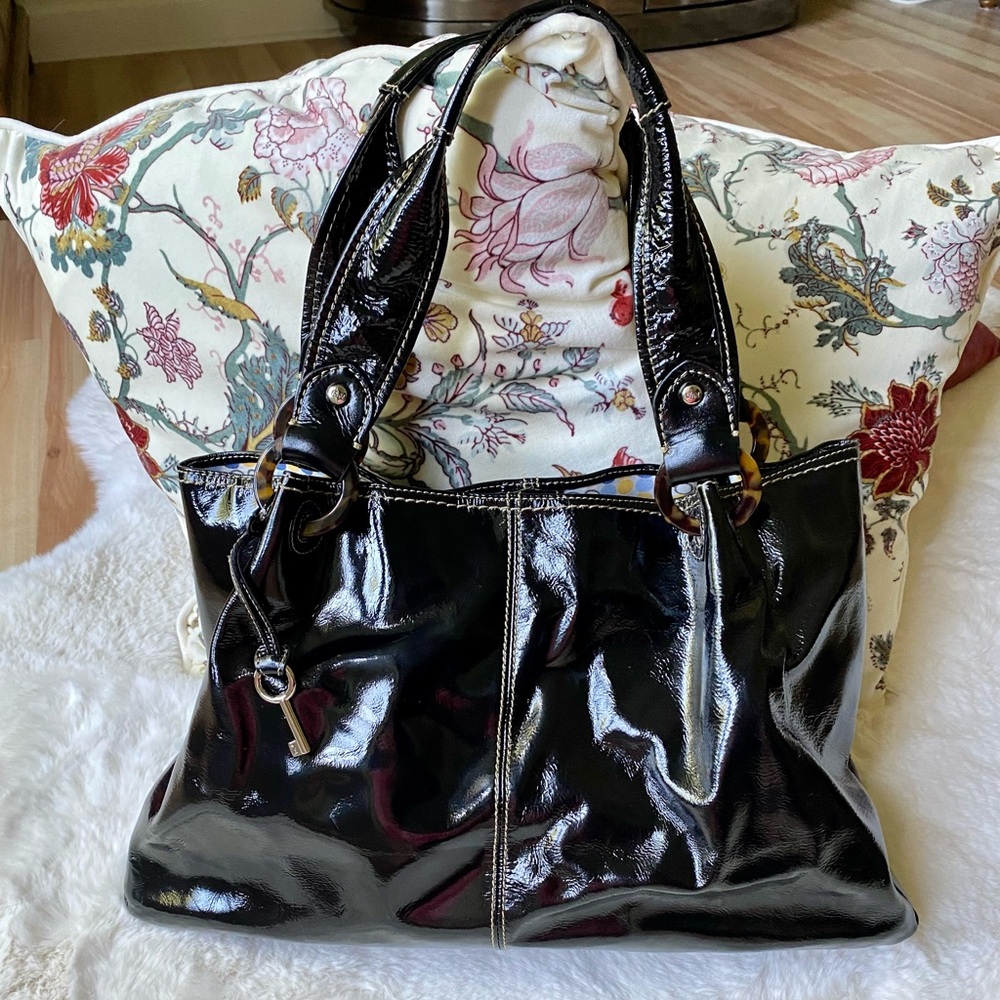 Fossil Patent Leather Hobo